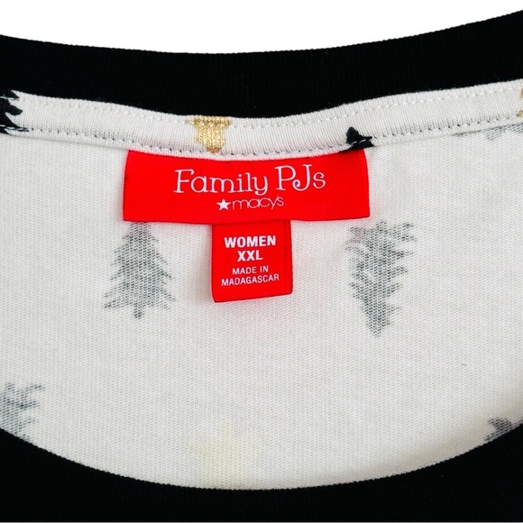 NWT Christmas Long Sleeve Scoop Neck Tee w/Black & Metallic Gold Trees Size XXL - Picture 4 of 5